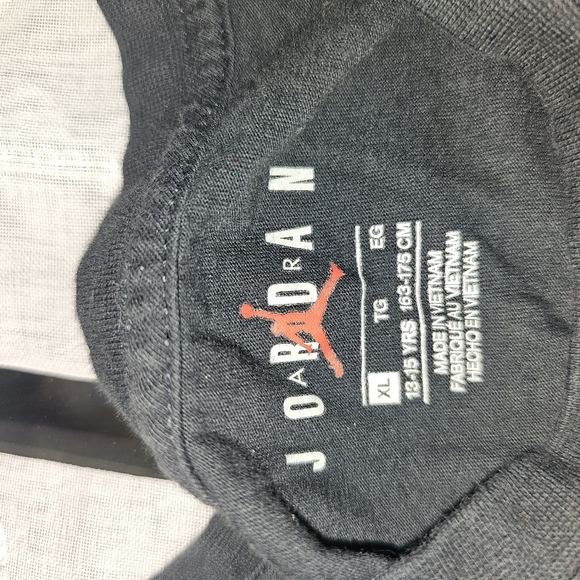 Air Jordan tee camouflage pocket youth size XL 13-15 - Picture 3 of 7